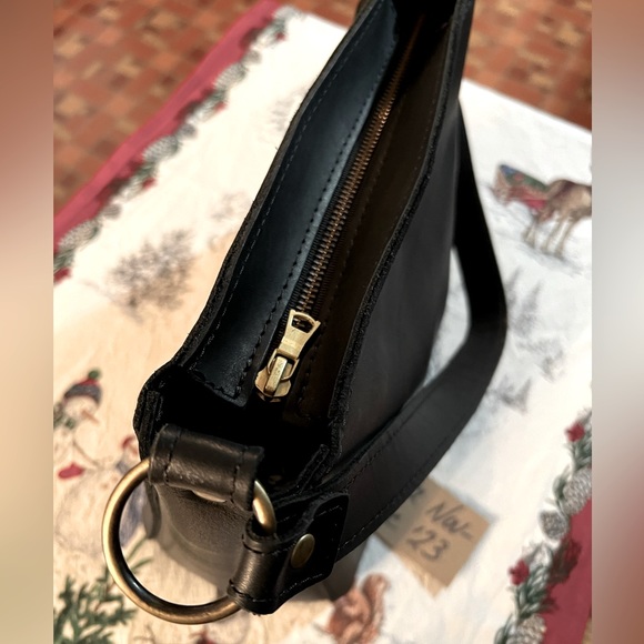 [SOLD] Portland leather goods Smooth Black Triangle. Purchased direct from PLG - Picture 5 of 5